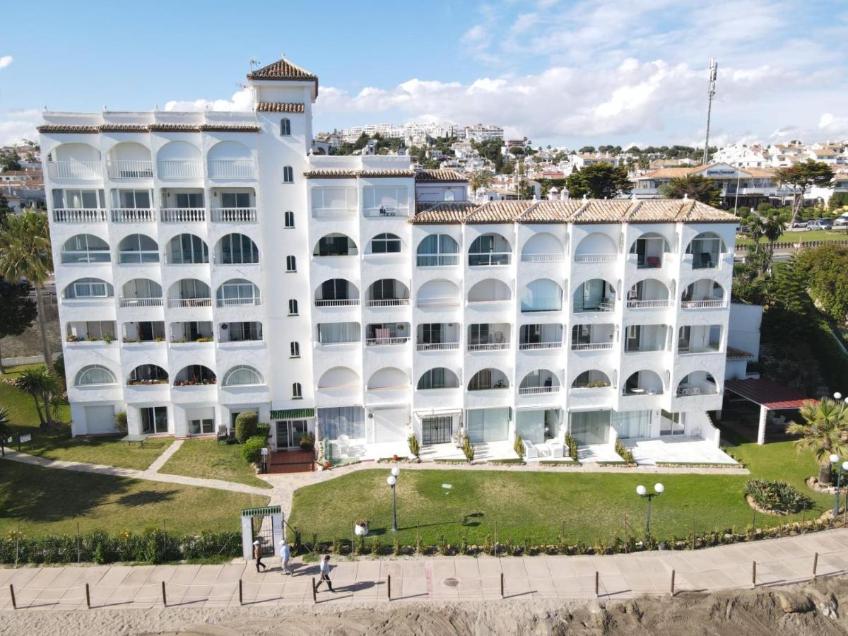 Aguamarina A3 Vistas al mar Primera línea de playa Apartamento Mijas Costa Exterior foto